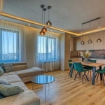 Дава се под наем Тристаен апартамент в София, Красно село - 94 кв.м за 448.8 € - Снимка #1