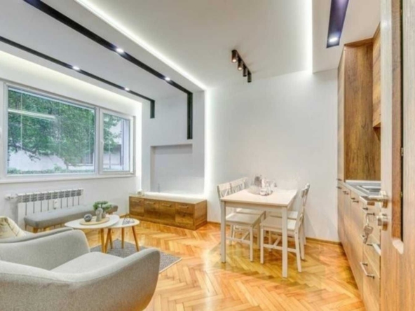 Тристаен апартамент в София, Свобода - 83 кв.м за 1567 €/кв.м - Снимка #1