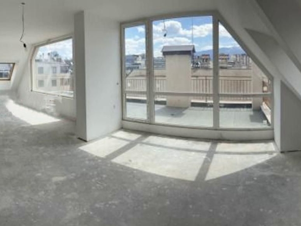Четиристаен апартамент в София, Център - 197 кв.м за 1398 €/кв.м - Снимка #1
