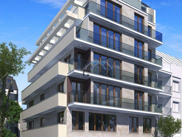 Двустаен апартамент в Варна, Морска градина - 87 кв.м за 3237 €/кв.м - Снимка #1