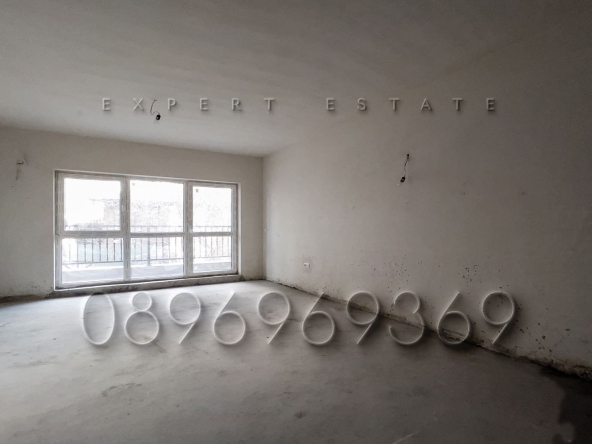 Тристаен апартамент в Варна, Операта - 105 кв.м за 2191 €/кв.м - Снимка #1