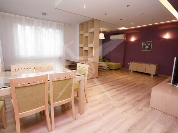 Дава се под наем Четиристаен апартамент в София, Кръстова вада - 150 кв.м за 1300 € - Снимка #1