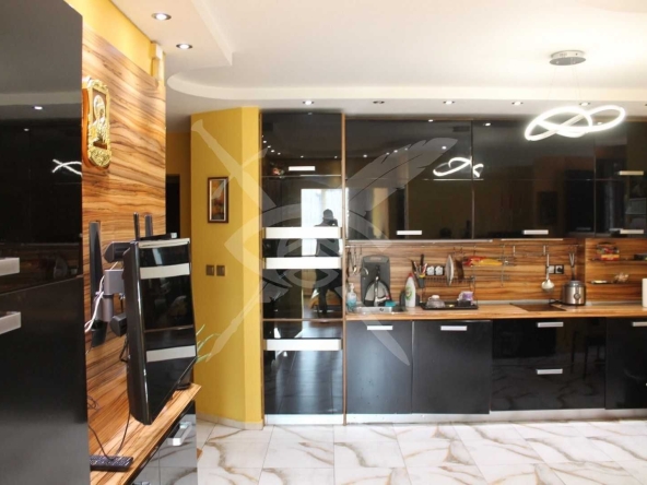 Тристаен апартамент в София, Люлин 8 - 93 кв.м за 3119 €/кв.м - Снимка #1