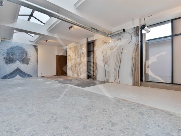 Магазин в София, Витоша - 285 кв.м за 2827 €/кв.м - Снимка #1