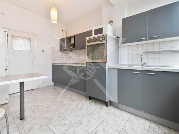Тристаен апартамент в София, Лозенец - 88 кв.м за 2348 €/кв.м - Снимка #1
