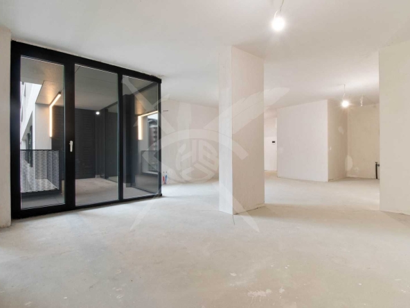 Тристаен апартамент в София, Кръстова вада - 133 кв.м за 1980 €/кв.м - Снимка #1