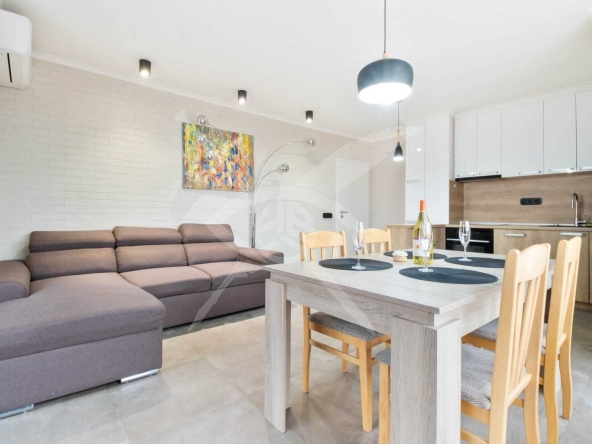 Дава се под наем Тристаен апартамент в София, Овча купел - 100 кв.м за 847.62 € - Снимка #1