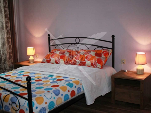 Дава се под наем Тристаен апартамент в София, Света Троица - 82 кв.м за 648.21 € - Снимка #1