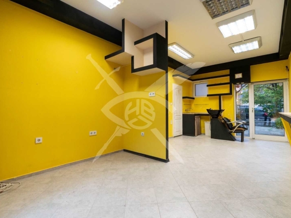 Магазин в София, Иван Вазов - 50 кв.м за 3300 €/кв.м - Снимка #1