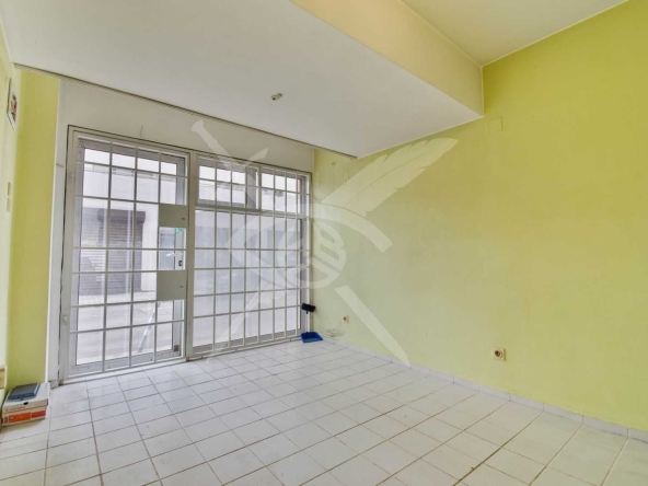 Дава се под наем Магазин в София, Център - 16 кв.м за 59349.21 € - Снимка #1