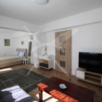 Дава се под наем Двустаен апартамент в София, Лозенец - 60 кв.м за 648.21 € - Снимка #1