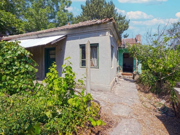 Къща в с. Чернооково, Област Добрич - 90 кв.м за 110 €/кв.м - Снимка #1