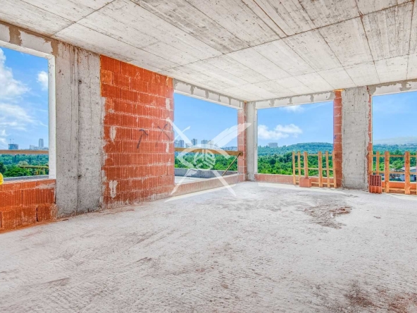 Четиристаен апартамент в София, Студентски град - 198 кв.м за 1018 €/кв.м - Снимка #1
