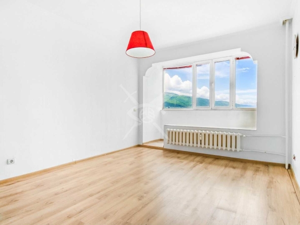 Тристаен апартамент в София, Изгрев - 60 кв.м за 3917 €/кв.м - Снимка #1