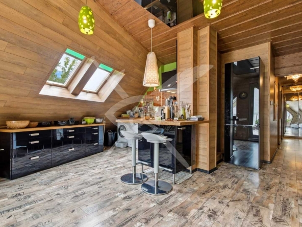 Тристаен апартамент в София, Гоце Делчев - 76 кв.м за 3355 €/кв.м - Снимка #1