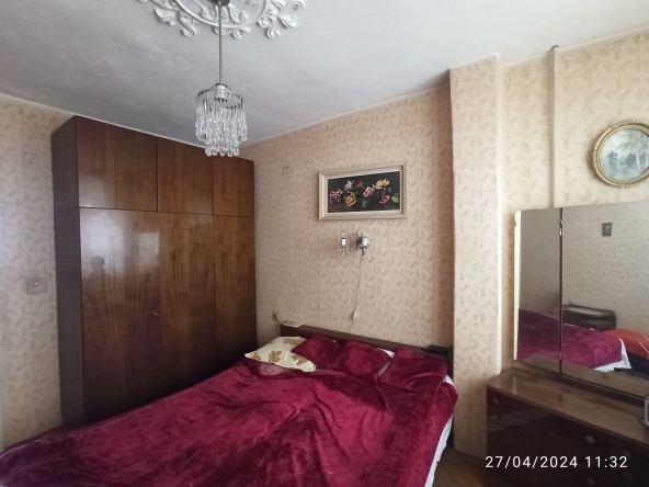 Четиристаен апартамент в Казанлък - 100 кв.м за 893 €/кв.м - Снимка #1