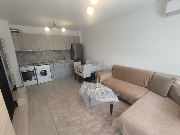 Дава се под наем Двустаен апартамент в с. Левски, Област Варна - 51 кв.м за 663 € - Снимка #1