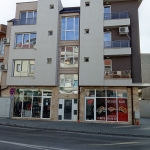 Дава се под наем Магазин в Казанлък - 90 кв.м за 739.5 € - Снимка #1