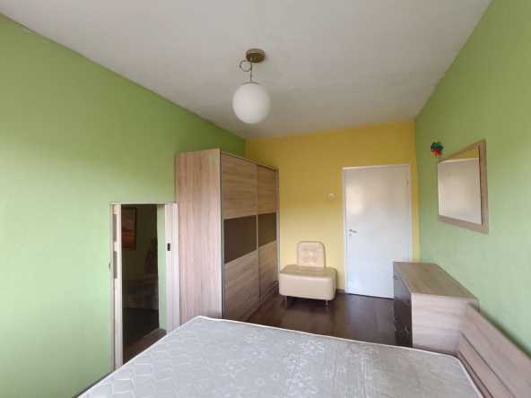 Дава се под наем Тристаен апартамент в Стара Загора, Три чучура - север - 54 кв.м за 219.3 € - Снимка #1