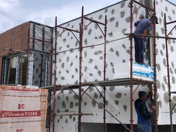 Къща в к.к. Св.Св. Константин и Елена - 200 кв.м за 1450 €/кв.м - Снимка #1