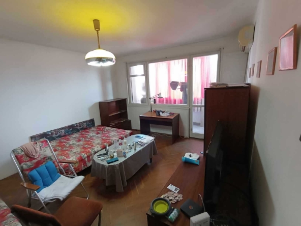 Дава се под наем Двустаен апартамент в Бургас, Лазур - 60 кв.м за 250 € - Снимка #1