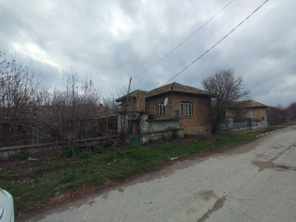 Къща в с. Брестак, Област Варна - 80 кв.м за 255 €/кв.м - Снимка #1