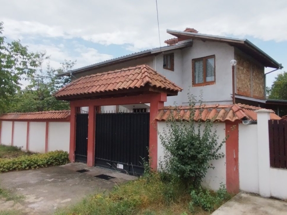 Къща в с. Прибой, Област Перник - 274 кв.м за 420 €/кв.м - Снимка #1