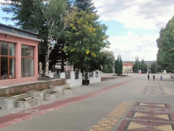 Заведение в Вълчи дол - 138 кв.м за 351 €/кв.м - Снимка #1
