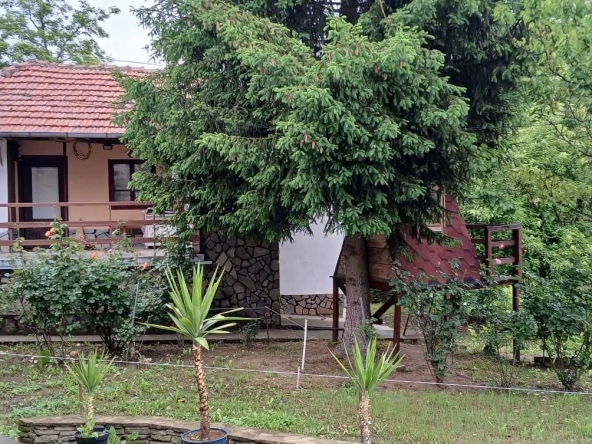 Къща в Ловеч, Център - 49 кв.м за 469 €/кв.м - Снимка #1