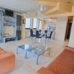 Двустаен апартамент в Плевен, Идеален център - 140 кв.м за 1165 €/кв.м - Снимка #1