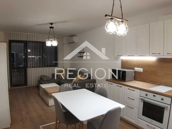 Дава се под наем Двустаен апартамент в Варна, Гранд Мол Варна - 69 кв.м за 510 € - Снимка #1