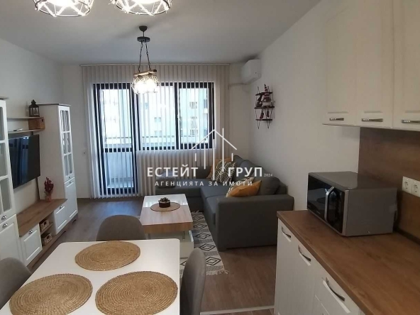 Дава се под наем Двустаен апартамент в Варна, Победа - 69 кв.м за 510 € - Снимка #1