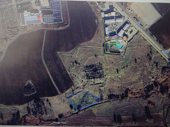 Земеделски имот в Радомир -  кв.м за 7 €/дка - Снимка #1