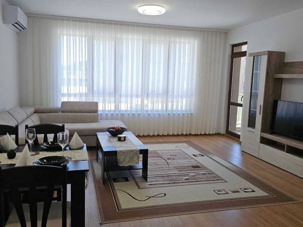 Двустаен апартамент в Пловдив, Остромила - 70 кв.м за 2000 €/кв.м - Снимка #1