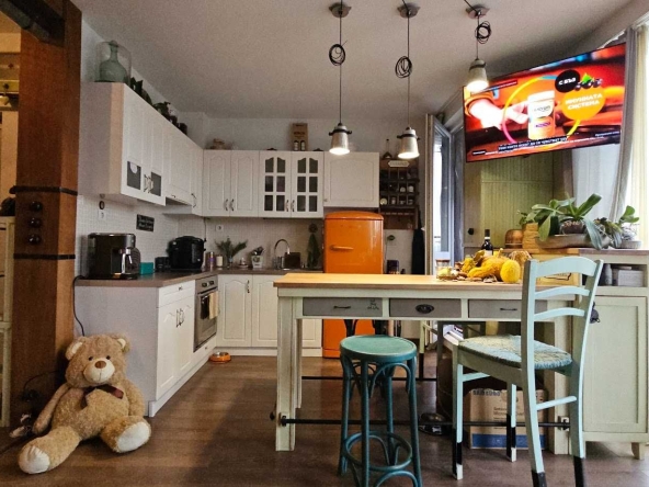 Двустаен апартамент в Пловдив, Въстанически - 53 кв.м за 2038 €/кв.м - Снимка #1