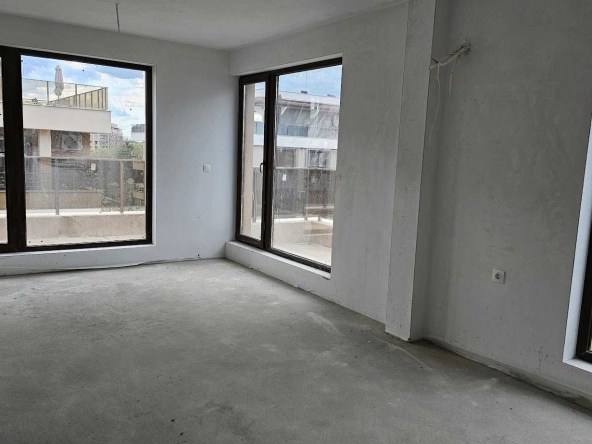 Двустаен апартамент в Пловдив, Христо Смирненски - 84 кв.м за 1045 €/кв.м - Снимка #1