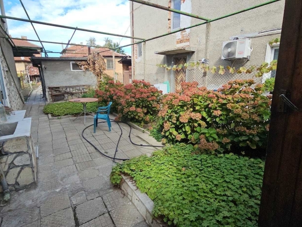 Къща в Стамболийски - 90 кв.м за 453 €/кв.м - Снимка #1