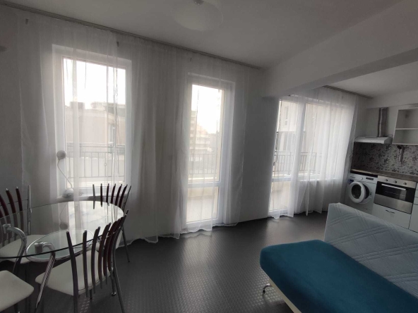 Дава се под наем Двустаен апартамент в Бургас, Меден рудник - зона В - 73 кв.м за 290.7 € - Снимка #1