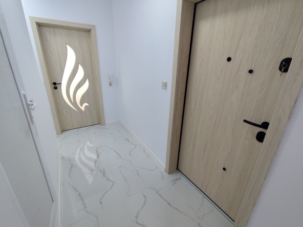 Тристаен апартамент в Варна, ХЕИ - 65 кв.м за 2691 €/кв.м - Снимка #1
