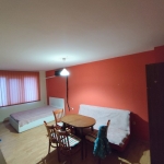 Дава се под наем Двустаен апартамент в Бургас, Славейков - 60 кв.м за 348.84 € - Снимка #1