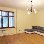 Тристаен апартамент в София, Център - 103 кв.м за 3593 €/кв.м - Снимка #1