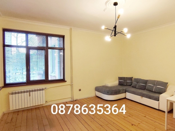 Двустаен апартамент в София, Център - 85 кв.м за 2520 €/кв.м - Снимка #1