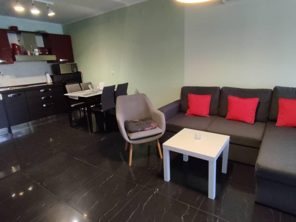 Дава се под наем Двустаен апартамент в Варна, м-т Евксиноград - 78 кв.м за 747.66 € - Снимка #1