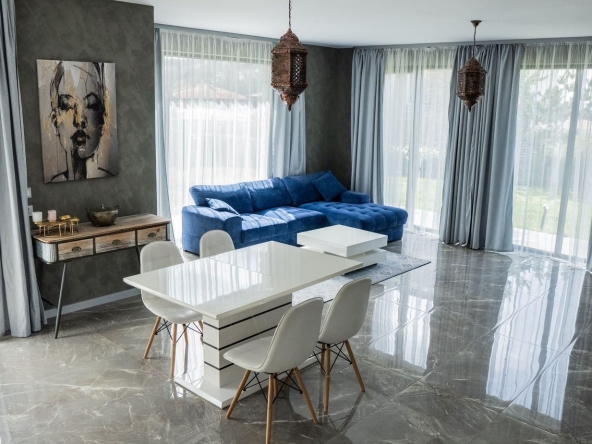 Дава се под наем Къща в Нови Искър - 190 кв.м за 1895.16 € - Снимка #1