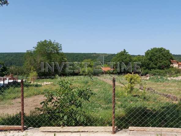 Парцел в с. Орешак, Област Варна - 1064 кв.м за 73 €/кв.м - Снимка #1