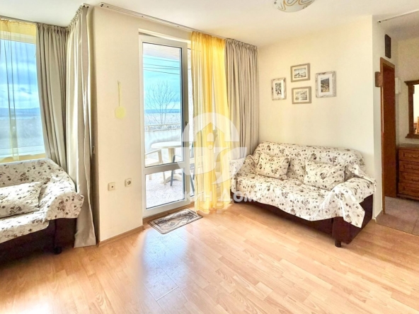 Двустаен апартамент в к.к. Слънчев бряг - 56 кв.м за 656 €/кв.м - Снимка #1