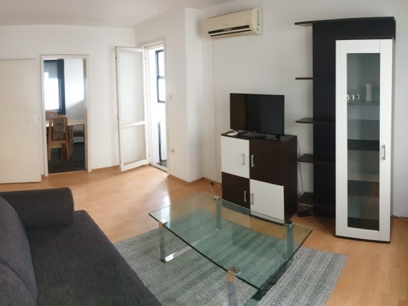 Дава се под наем Двустаен апартамент в Пловдив, Христо Смирненски - 60 кв.м за 306 € - Снимка #1