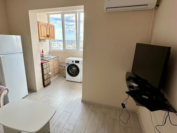 Дава се под наем Двустаен апартамент в Стара Загора, Център - 60 кв.м за 242.25 € - Снимка #1