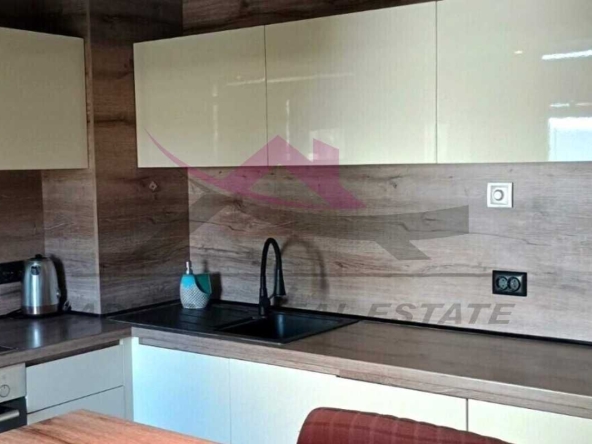 Дава се под наем Двустаен апартамент в Варна, Владислав Варненчик - 60 кв.м за 400 € - Снимка #1