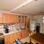 Двустаен апартамент в Перник, Изток - 62 кв.м за 1588 €/кв.м - Снимка #1